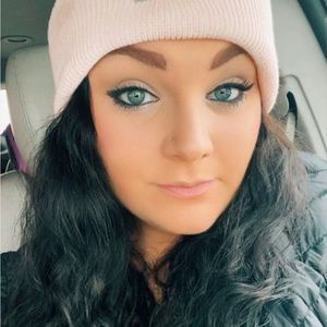 Meet your Posher, Mikayla